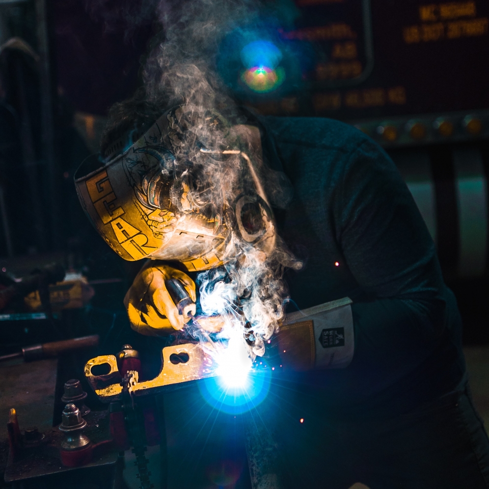 The Best Cutting Technology for Custom Metal Fabrication